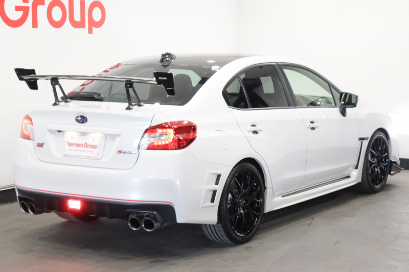 スバルWRX STiS208 NBRチャレンジパッケージ カーボンリアウイング 